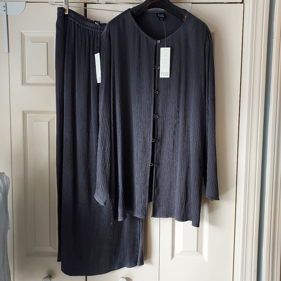 Eileen Fisher Dresses & Skirts - NWT Eileen Fisher 100% Silk Ripple Tunic And Skirt In Charcoal